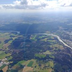 Flugwegposition um 14:27:18: Aufgenommen in der Nähe von Niederbayern, Deutschland in 1893 Meter